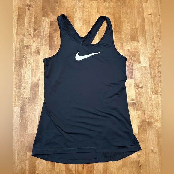 Nike Black Fitted Sleeveless Tank Top - Picture 1 of 3